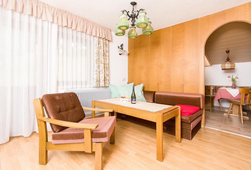 Gaestehaus Helga Scharnitz Oda fotoğraf